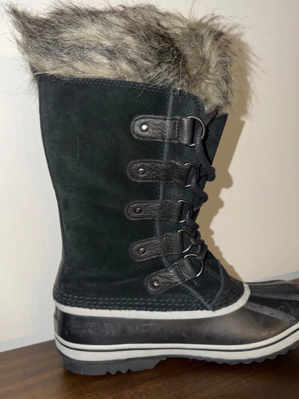 Sorel Women's Joan of Arctic Waterproof Insulated Fur Trim Snow Boots Black 8.5